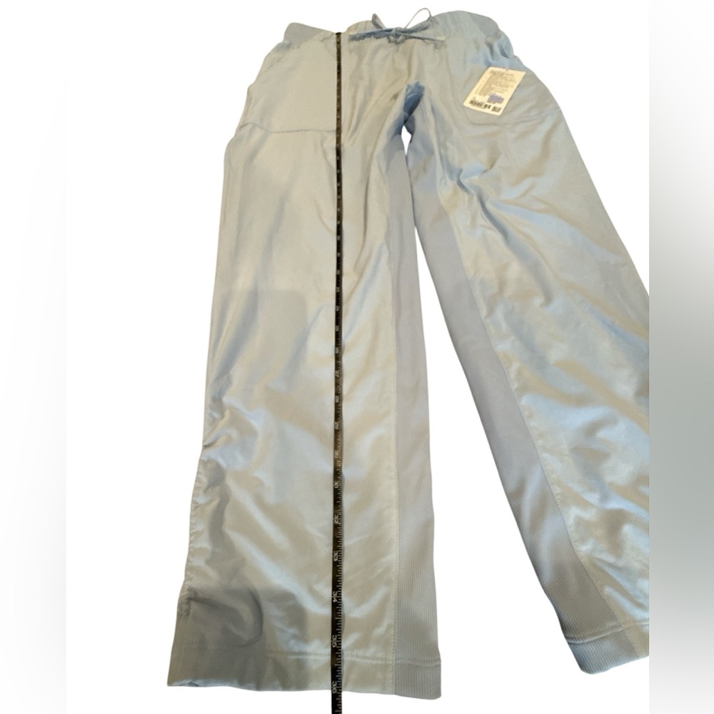 Lululemon Womens Crop Pants, NWT, Size-10, Color-Light Blue - Picture 3 of 9